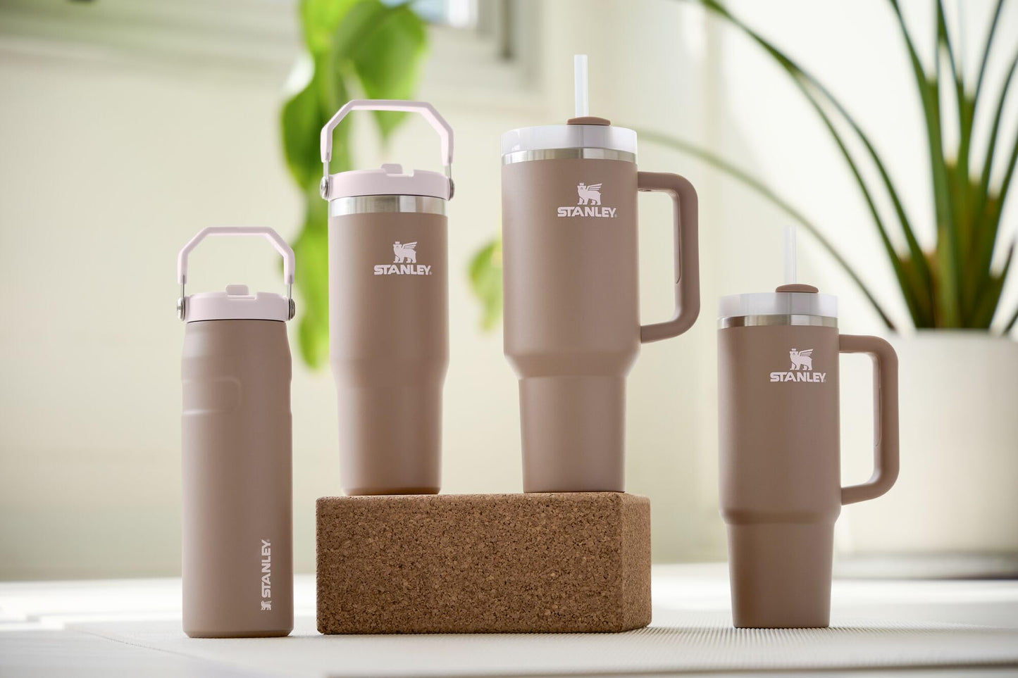 Stanley IceFlow Flip Straw 2.0 Water Bottle 24 OZ | Built-In Straw with Larger Opening | Lightweight & Leak-Resistant | Insulated Stainless Steel | BPA-Free | Almond Rose