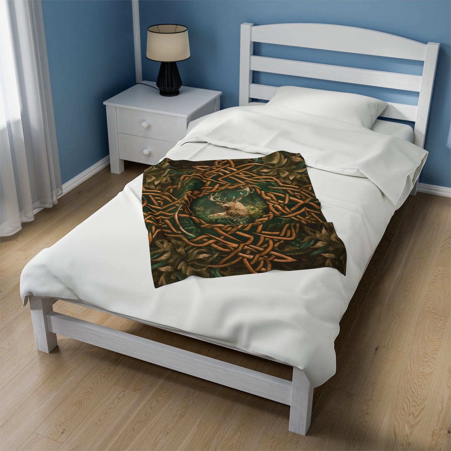 Celtic Forest Deer Velveteen Plush Blanket - Cozy Nature-Inspired Throw for Home Decor