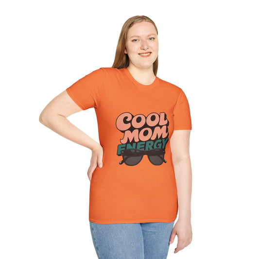 Cool Mom Energy Unisex T-Shirt - Softstyle Tee for Trendy Moms